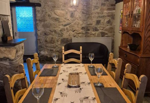 Charming Dolgellau Townhouse With Garden, Perfect for Families Hotel Overview