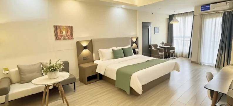 泊客·远方酒店(龙湖时代天街电子科技大学店)图片