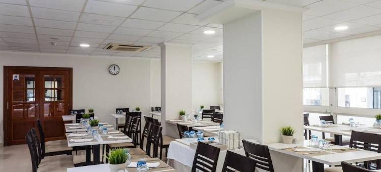 马尔中心酒店(Limehome Benidorm Calle Mayor)图片