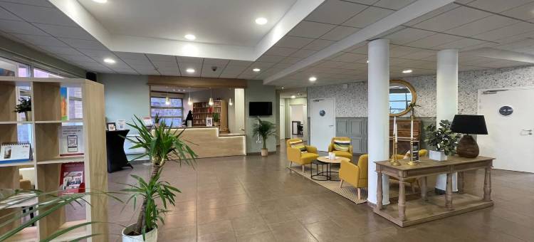 瓦朗西纳品质套房酒店(Quality Suites Valenciennes)图片