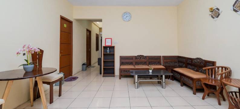 红门伊斯兰酒店 @ 马尼尼湖萨沃贾贾尔(RedDoorz Syariah at Danau Maninjau Sawojajar)图片