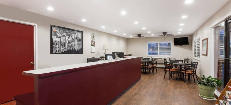 维塞利亚速8酒店(Super 8 by Wyndham Visalia)图片