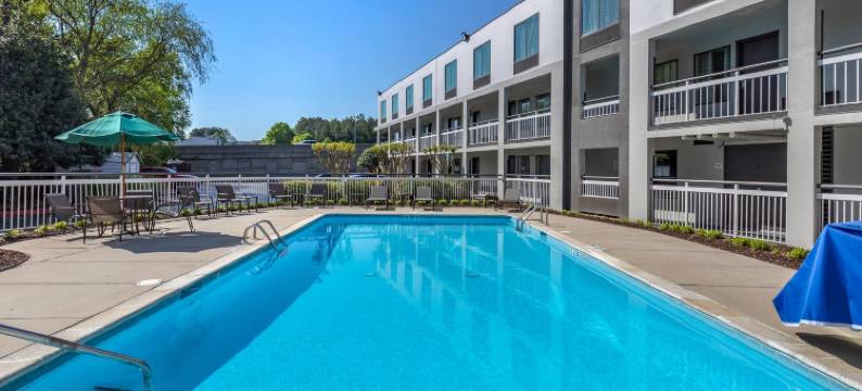 亚特兰大东北-德卢斯品质酒店(Quality Inn Duluth - Atlanta Northeast)图片