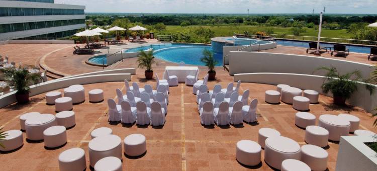 比亚埃尔莫萨机场假日酒店(Holiday Inn VILLAHERMOSA AEROPUERTO by IHG)图片