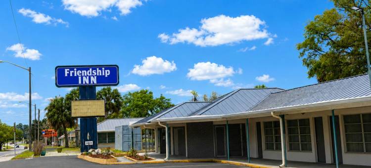 靠近高尔夫球场的友谊旅馆，奥卡拉，佛罗里达(Friendship Inn Near Golf Course Ocala FL)图片