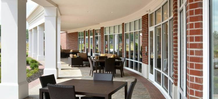 扬斯敦坎菲尔德万怡酒店(Courtyard Youngstown Canfield)图片