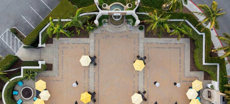 纽波特海滩万丽酒店(Renaissance Newport Beach Hotel)图片