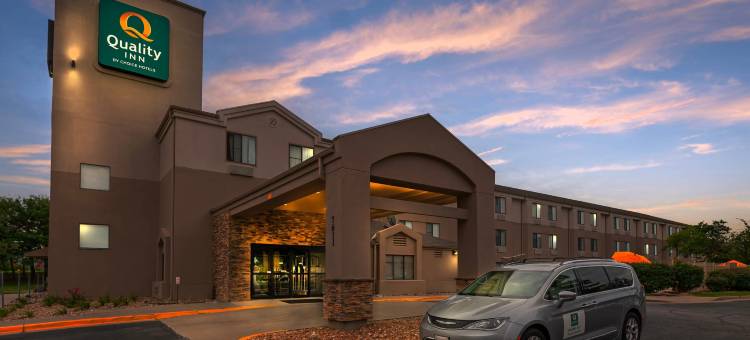 堪萨斯城国际机场品质酒店(Quality Inn Kansas City International Airport)图片