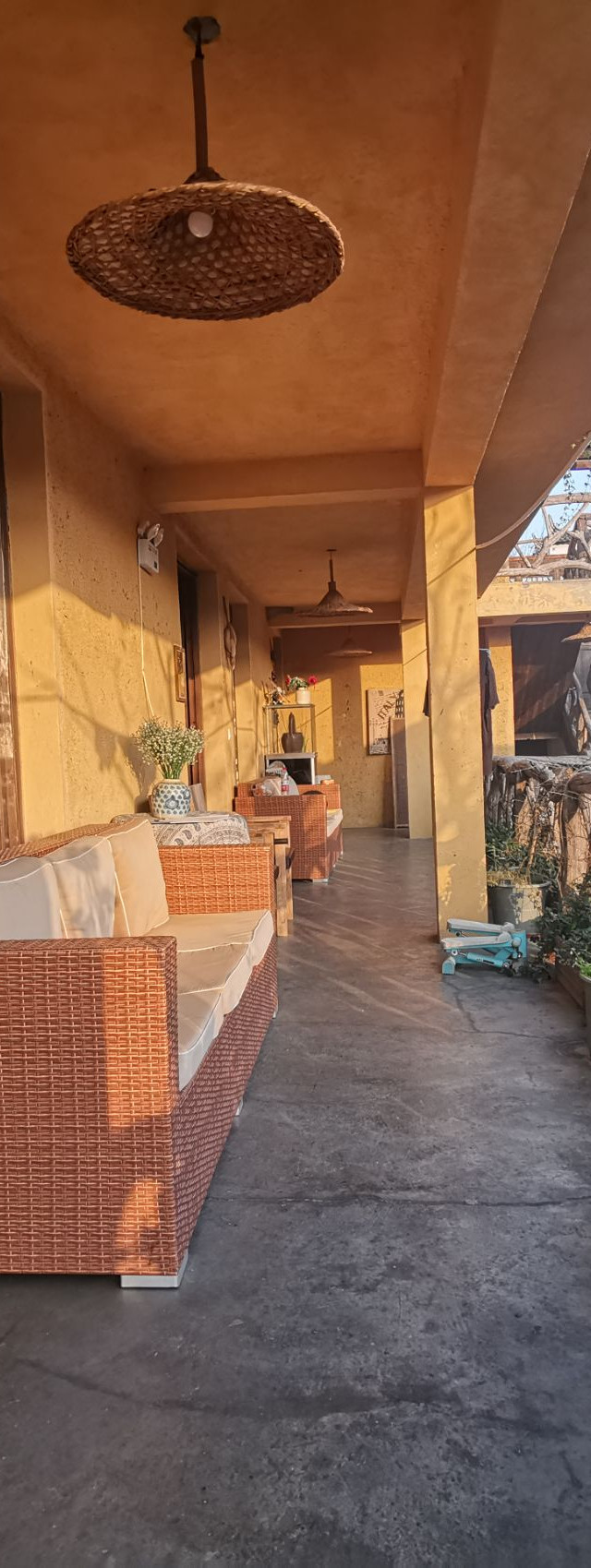 民宿位置在思溪延村景区內,独栋三层楼,十_花田溪360度天空之镜山野