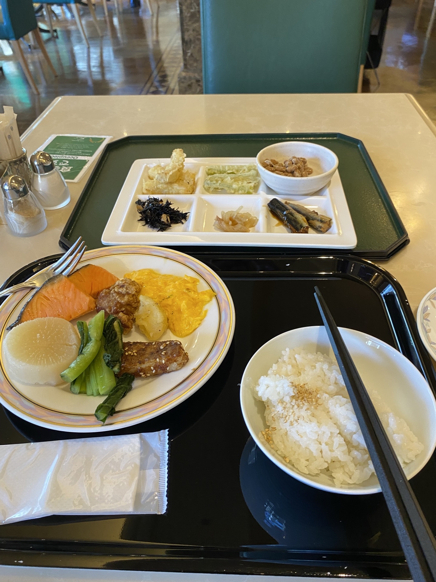 地理位置好，服务好，房间干净，酒店早餐1700日元，没有比这性价比更高的早餐了。下次去试试酒店的寿司