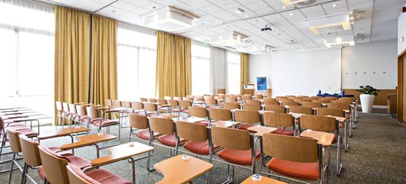 都灵科尔索朱利奥凯萨诺富特酒店(Novotel Torino Corso Giulio Cesare)图片