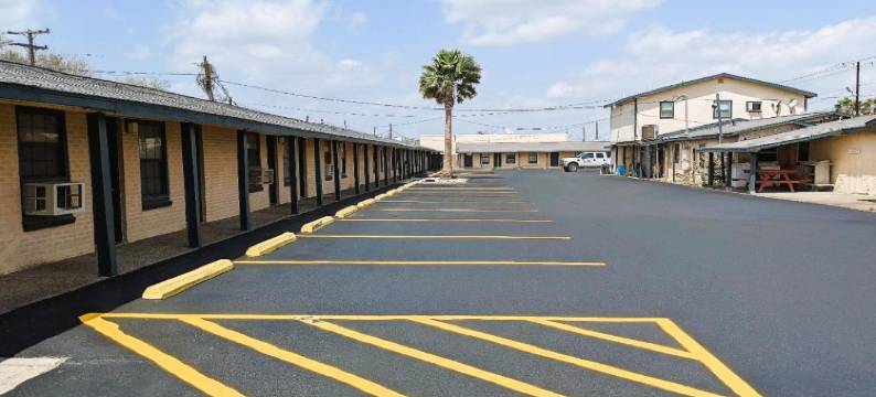 金斯维尔经济旅馆(Economy Inn Kingsville)图片