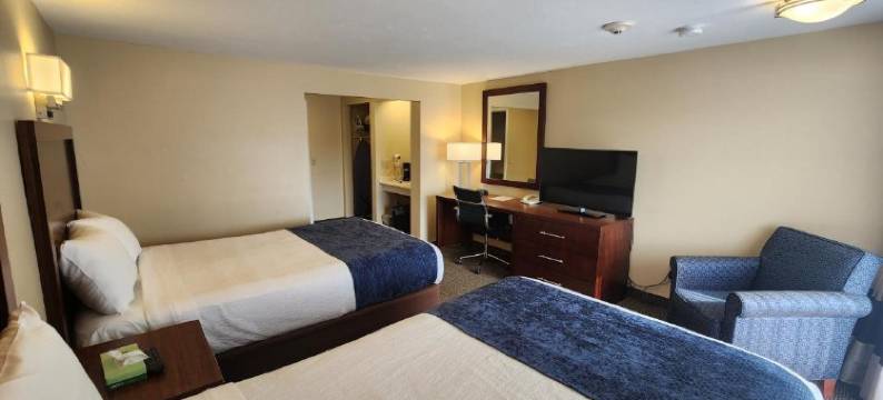 海恩尼斯旅游客栈(Hyannis Travel Inn)图片