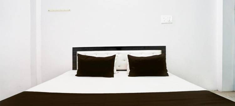 OYO 82818 Ayush Hotel and Restaurants图片