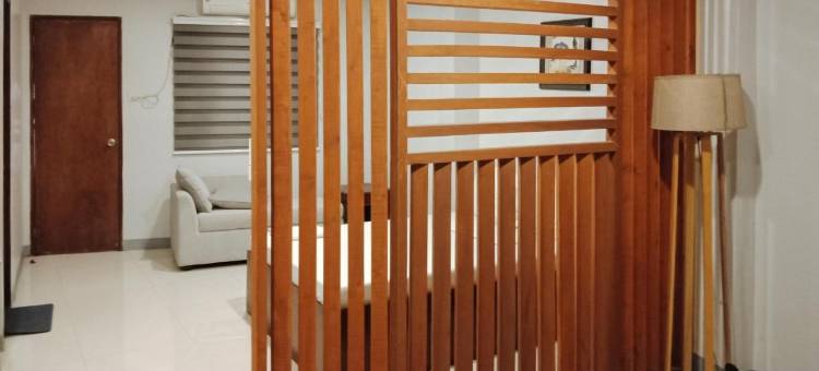 红多兹@H.F.金色旅行者旅馆(RedDoorz @ H.F. Golden Travellers Inn)图片