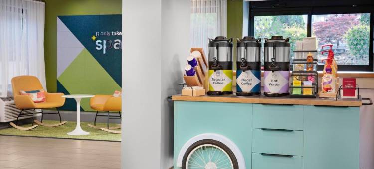 亚特兰大坎伯兰棒球场希尔顿斯帕克酒店(Spark by Hilton Atlanta Cumberland Ballpark)图片