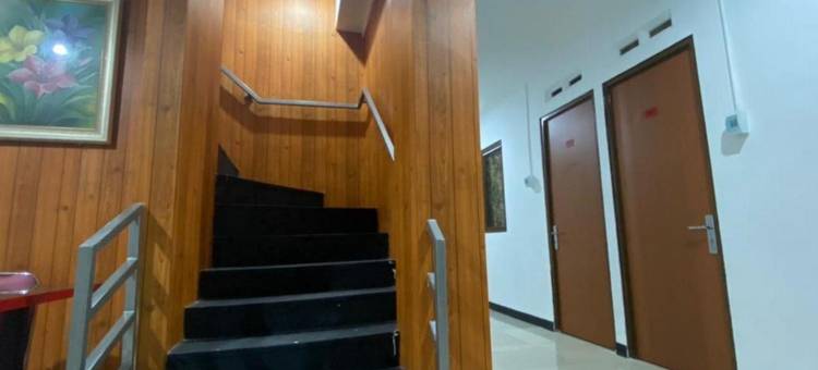 红多兹Plus酒店@拉瓦曼贡(RedDoorz Plus @ Rawamangun)图片