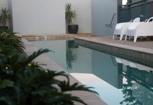 Lennox Holiday Apartments Hotel Overview