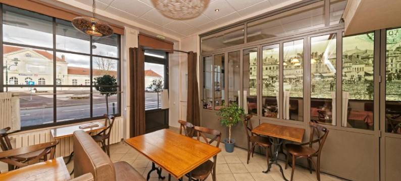 欧坦车站商务酒店(Contact Hôtel du Commerce et Son Restaurant Côte à Côte)图片