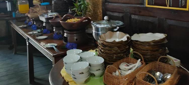 布罗莫旅游村布罗莫约斯基酒店(Yoschi's Hotel Bromo)图片