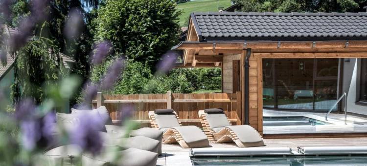 瓦尔德拉斯特 - 森林边生活(Waldrast - Forestside Living)图片