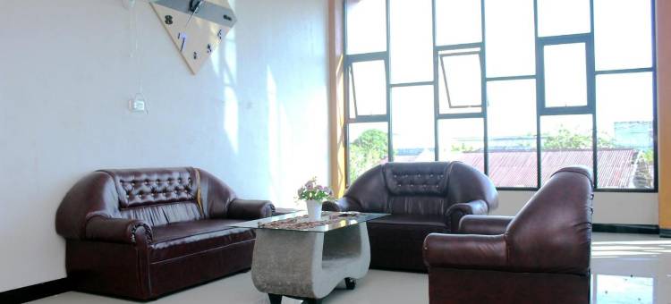 红门修拉伊亚酒店靠近Bengkulu市政厅(RedDoorz Syariah at Hotel Grand Mentari)图片