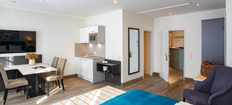 普法尔基尔兴寄宿式酒店(Boardinghouse Hotel Münchner Hof Pfarrkirchen)图片