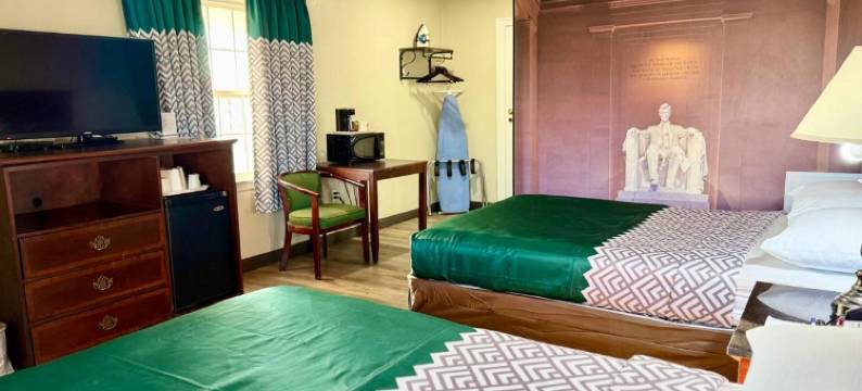 阿灵顿/福尔斯彻奇总督府酒店(Governor House Inn Arlington/Falls Church)图片