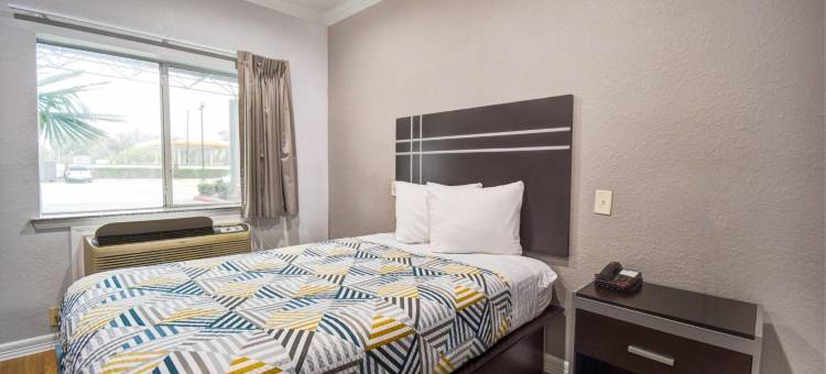 伍德兰旅馆-69号州际公路北(Motel 6 Humble, TX - Houston International Airport)图片