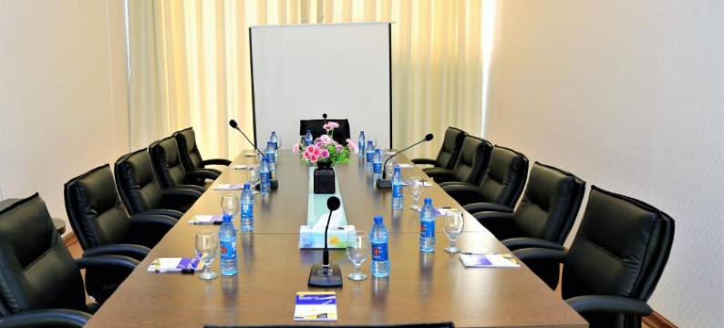 达尔法拉套房酒店(Al Dyafa Hotel Suites)图片