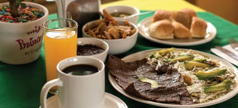 尧特佩克圣卡洛斯酒店(Hotel San Carlos Yautepec)图片