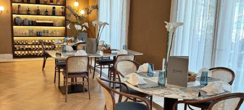 松树酒店(Hotel Pine)图片