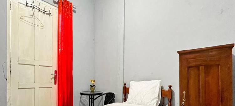 Q-Five宾馆YIA古隆普罗戈红门酒店合作(Q-Five Guest House YIA Kulon Progo Mitra RedDoorz)图片