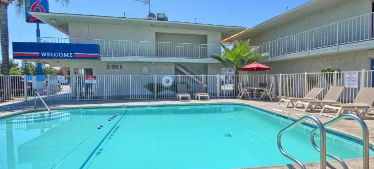 图莱里6号汽车旅馆(Tulare, CA)图片