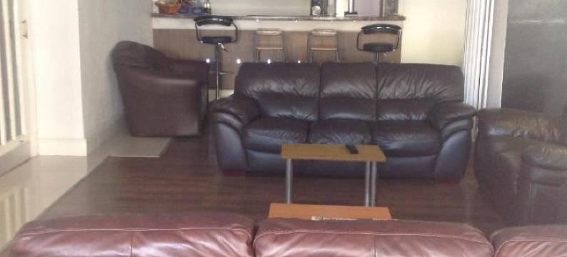 伍德菲尔德酒店(The Woodfield Hotel , Indoor Heated Swimming Pool, Spacious Lounge and Bar)图片