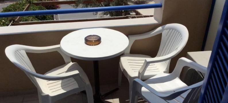 罗左思酒店(Rozos Hotel)图片