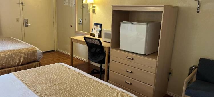 霍尔布鲁克Travelodge by Wyndham(Travelodge by Wyndham Holbrook)图片