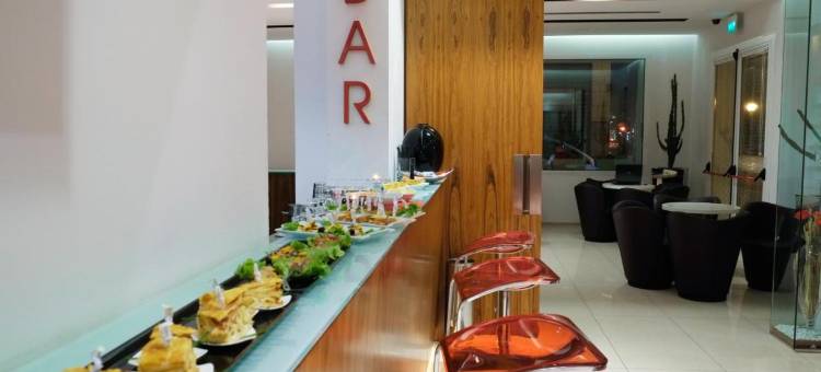 卡德国际酒店(Card International Hotel)图片