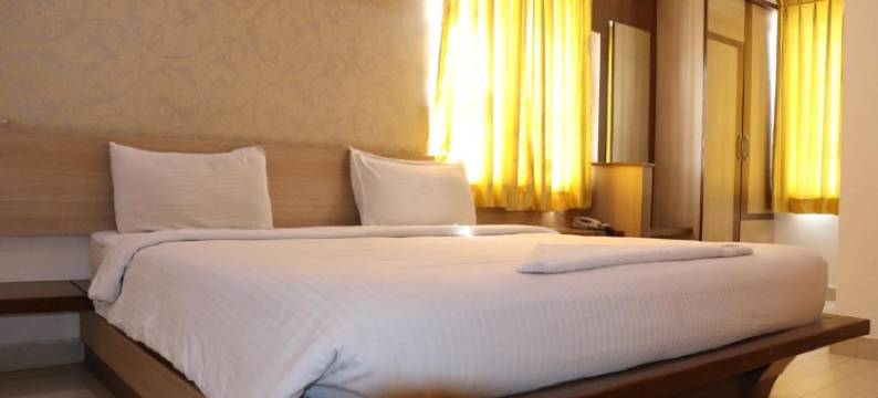 斯里瓦里住宅酒店(Hotel Sri Vaari Residency)图片