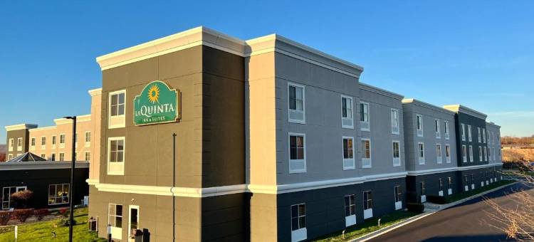 班诺克迪尔菲尔德拉昆塔温德姆套房酒店(La Quinta Inn & Suites by Wyndham Bannockburn-Deerfield)图片