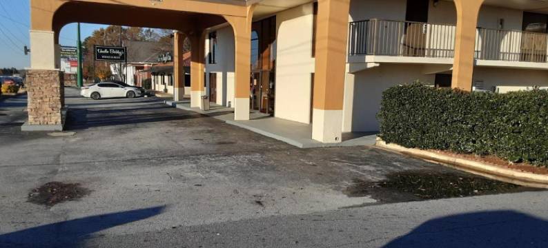 格里芬北伊克诺旅馆及套房(Econo Lodge Inn & Suites Griffin North)图片