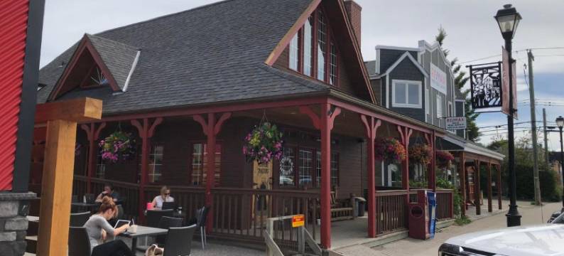 洛基山观景早餐旅店(Rocky Mountain View Bed & Breakfast)图片