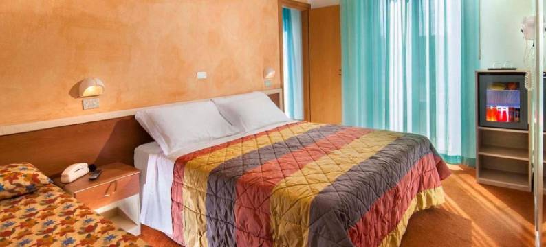 圣莫里茨酒店(Hotel St. Moritz)图片