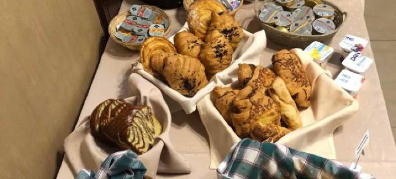 艾格水畔酒店(Aqua Villa Eger)图片