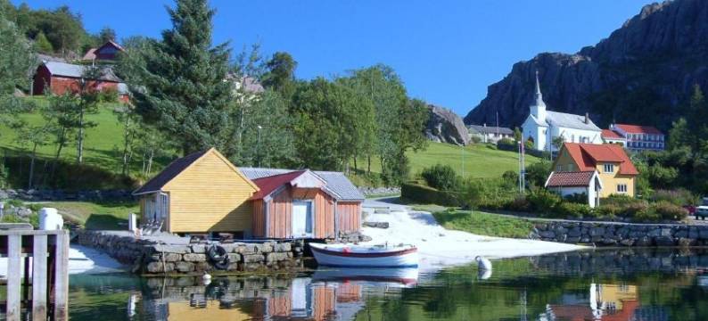 索伦德雷蕾格兹酒店(Solund Leileghetshotell)图片