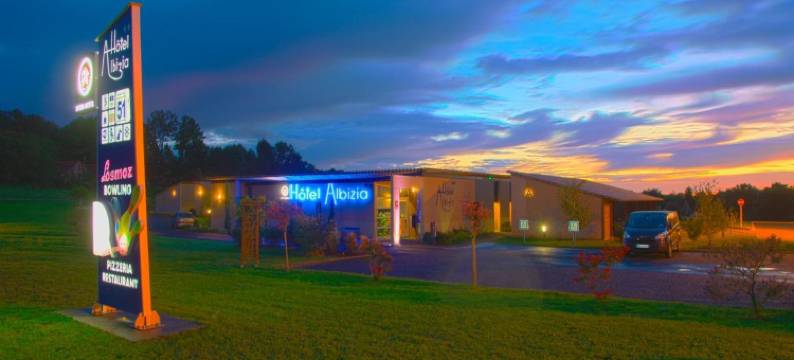 阿比兹亚原创城市酒店-萨尔拉拉卡内达(The Originals City Hôtel Albizia Sarlat-la-Canéda)图片