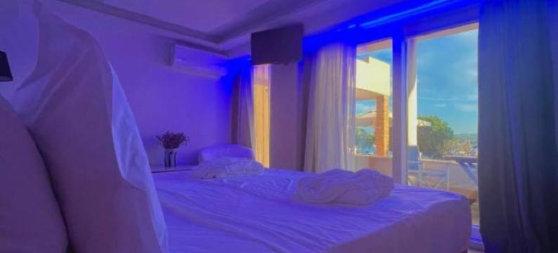 罗左思酒店(Rozos Hotel)图片