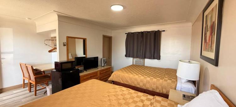 安大略女王布伦海姆和伊利湖汽车旅馆(Queen's Motel Blenheim Near Lake Erie ON)图片