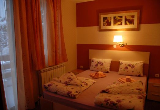 Villa Milmari Hotel Overview