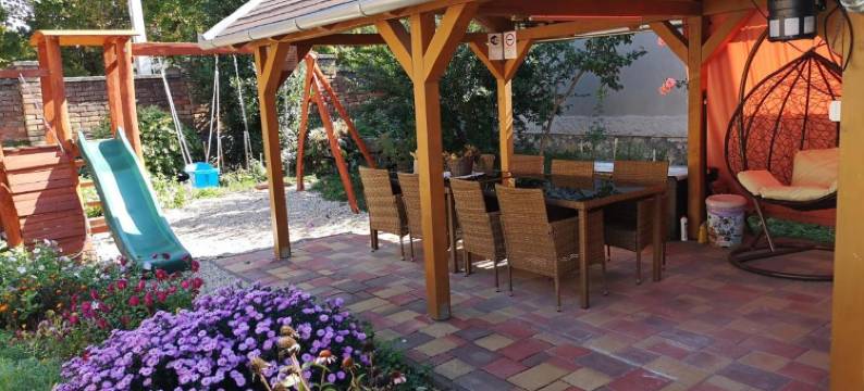 Szabó 宾馆(Szabó Vendégház)图片